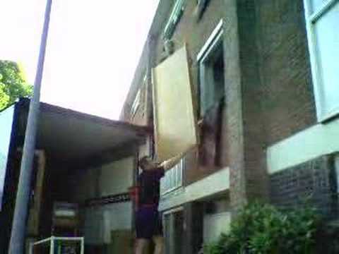 AA movers goes acrobatic