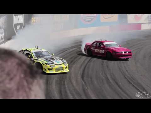 Matt Field Leading Tomy Boisvert-Bellemare - Formula Drift Canada World 2015