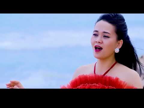 Thể hiện bởi Hoài Thương