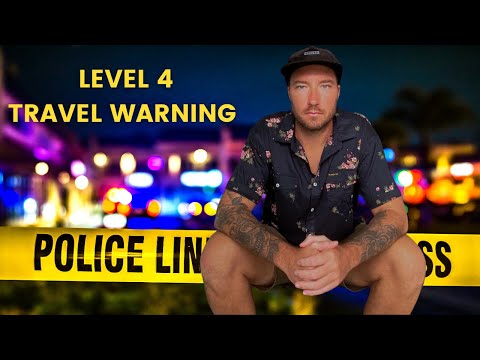 IS IT ACTUALLY SAFE TO TRAVEL TO MEXICO (what they don't want you to know)
