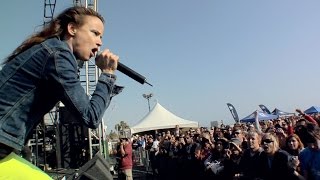 Juliette &amp; The Licks - 20 Year Old Lover