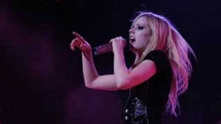 Avril Lavigne - Alone