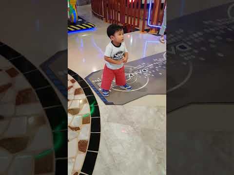 I want to dance papa. Farel said.