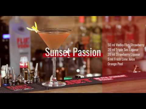 Vodka Flirt Cocktail - Sunset Passion