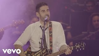 Melendi - Colgado de la Vecina (En Directo)