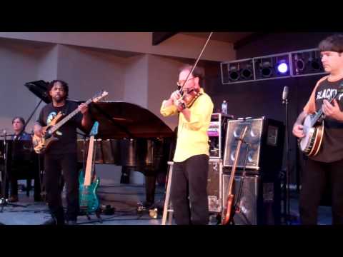 Bela Fleck and The Flecktones - Futureman Solo into Flying Saucer Dudes (HD) Live 8-14-11