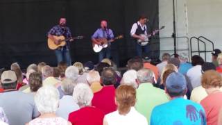 Jimmy Fortune of The Statler Brothers sings Flowers On the Wall