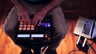 Justin Aswell - Mashing Buttons (Maschine Solo)