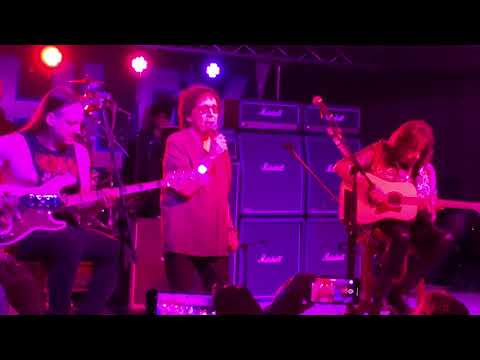 Peter Criss w/ Ace Frehley - Hard Luck Woman at Creatures Fest, Nashville TN, 5/27/2022