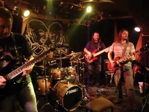 Abnormal Band - ABNORMAL BAND live - Kruté město (In the Hard City)