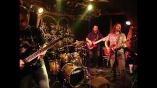 Video ABNORMAL BAND live - Kruté město (In the Hard City)