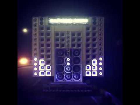 Paredão Com Iluminação Top Tocando Chicabana (Só Som Automotivo)