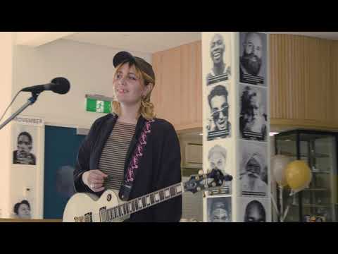 95bFM Drive Island: Womb - Like In A Dream