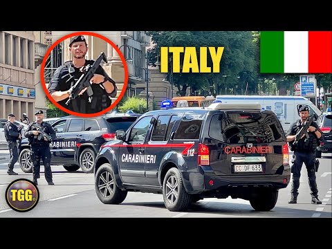 [Italy] Heavily Armed Carabinieri Shut Down The Street!