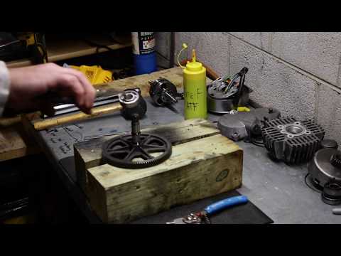 DFHS Puch Maxi Ep. 2 - Puch E50 Step by Step Engine Rebuild