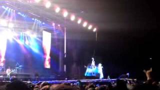 preview picture of video 'Guns N' Roses - Knockin' on Heaven's Door 2 @ Sweden Rock Festival 2010'
