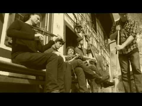 Harlequin's Glance "Banjo Ballad" - THE INCREDIBLE BROOM VERSION Video