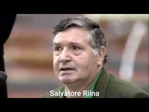 Totò Riina al processo per i delitti politici a Palermo 79/82