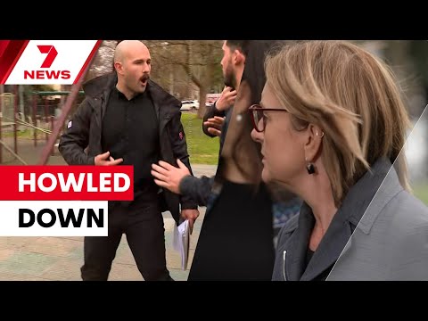 Notorious Neo-Nazi arrested after gatecrashing Jacinta Allan's news conference | 7NEWS