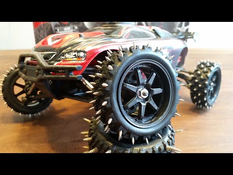 Traxxas Mini E-Revo 1/16 VXL winter tires 2015 edition - fun on ice
