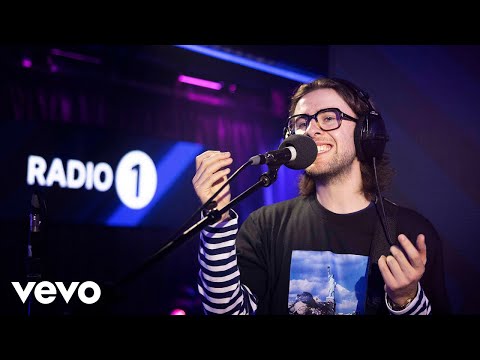 Easy Life - Afraid To Feel/DARE in the Live Lounge