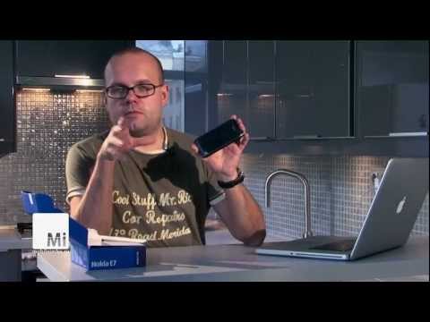 Обзор Nokia E7-00 (silver white)