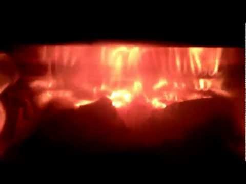 Cool secondary burn on wood stove: how a wood stove becomes high efficient with secondary burner