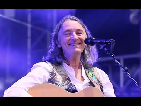 Roger Hodgson (Supertramp) Give a Little Bit - Smiling Gecko Charity