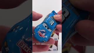 カーズトミカ4タイプ紹介します♪ライトニング・マックイーン！Here are four types of Cars Tomica! Lightning McQueen!
