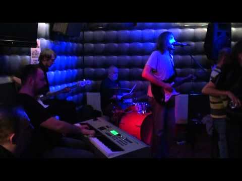 Gienek Loska w 8 Ball Club Piaseczno - Rollin On A River, Proud Mary