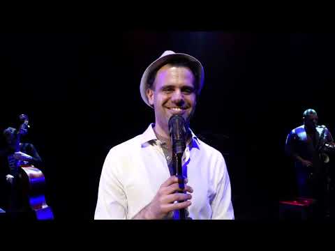 Joan Vázquez - Too Darn Hot (Video Oficial)