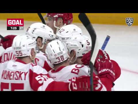 Daugavins spins to set up Nikontsev goal