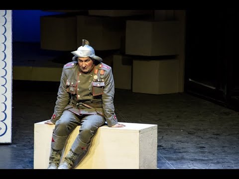 Örkény - Tóth: Tóték - Szippantós keringő