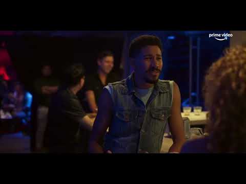 My Fake Boyfriend Clip - Kelly Talks About Monogamy