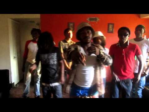 Kidd Ft D-Money & D-Nell-Flexin on em (Dir.By @DjStretch Production)