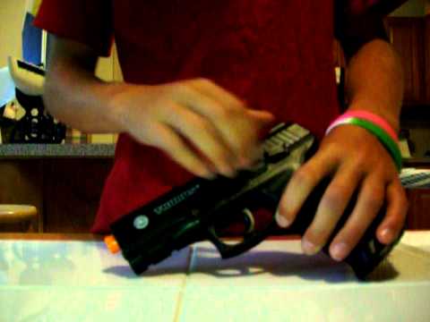 comment demonter un taurus pt 24/7 airsoft