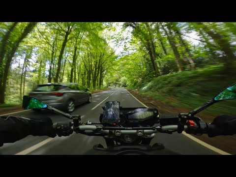 Don't tell anyone about this road, it's too good to share! B5105 | Yamaha MT09 Engine ASMR