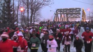preview picture of video 'It's A Wonderful Run 5k - 2013 Race Video'