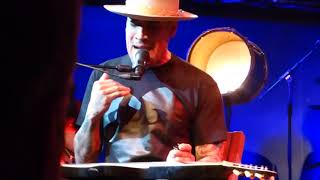 Ben Harper &amp; Charlie Musselwhite &quot;When I go&quot; @ Den Atelier Luxembourg 04.12.18