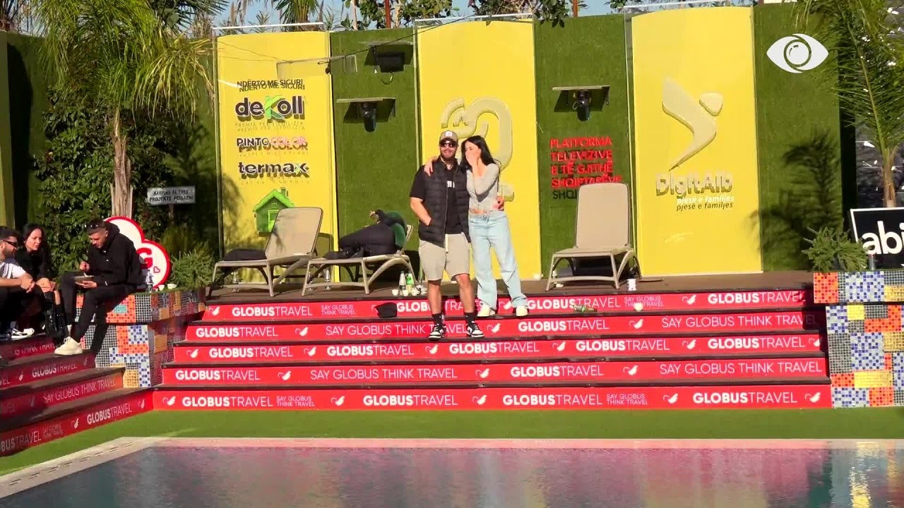 Meritoni dhe Arta japin shfaqje/ Këndojnë teksa janë të përqafuar - Big Brother Albania VIP 3