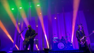 3's &amp; 7's - Queens of the Stone Age (Boston, 2025) (4K HDR)