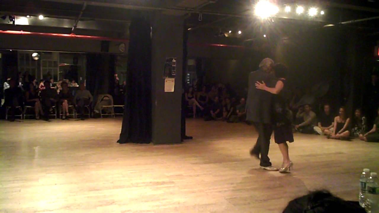 Argentine Tango: Ana Miguel and Oscar Casas - Claro de Luna