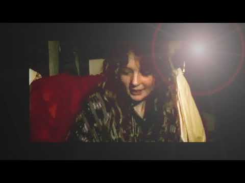 'Weightlessly' by Lettie