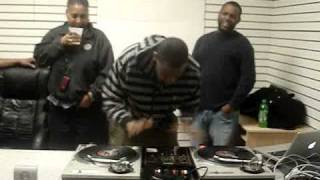 Dj Malq Geez & Dj Fatcat Scratchin At Heatholders Record Pool