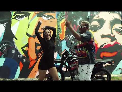 Rhinoxx -  Ella me tiene enamorao