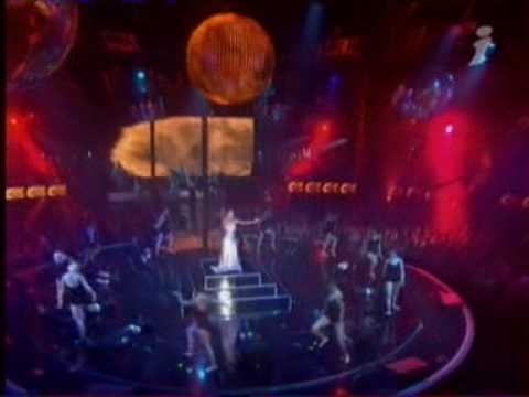 Nelly Furtado - Maneater (MTV Live Copenhagen) BEST MANEATER PERFORMANCE!