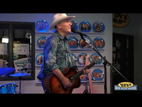 Dana Cooper - Traveler Too (Live on The WDVX Blue Plate Special)