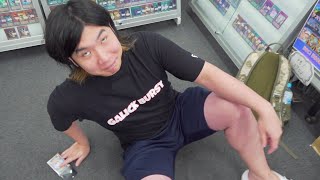 軽い気持ちでオリパを引いたら大金を失い、店内でぶっ壊れる痛客www
