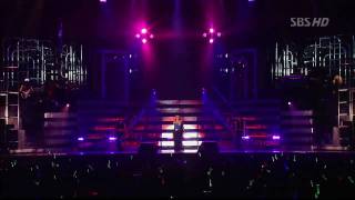 Namie Amuro - Body Feels Exit From Seoul Concert, 2004