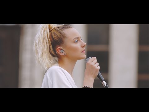 Natalia Nykiel - Bądź duży # Postcard Sessions in Warsaw